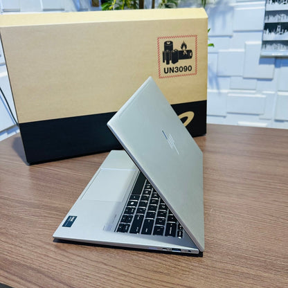 HP EliteBook 840 G11 - Intel Ultra 7 - 512GB SSD - 32GB RAM - Keyboard Light