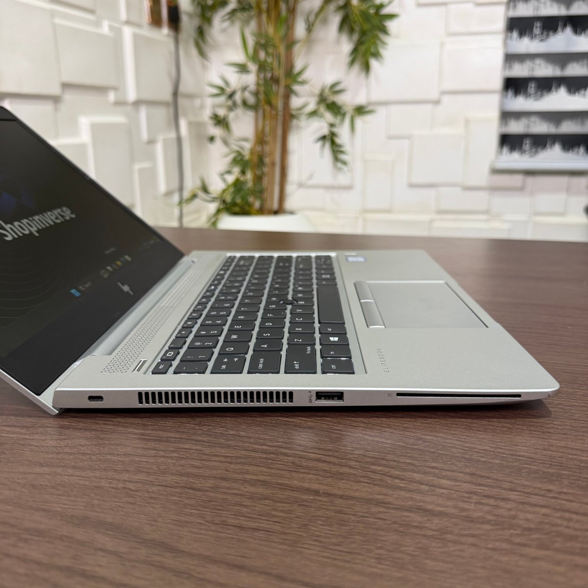 HP EliteBook 840 G5 | 8th Gen Core i5 | 8GB RAM | 256GB SSD | Backlit Keyboard
