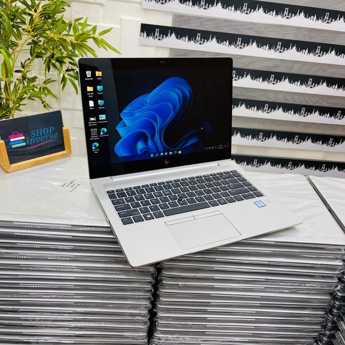 HP EliteBook 840 G5 | 8th Gen Core i5 | 8GB RAM | 256GB SSD | Backlit Keyboard