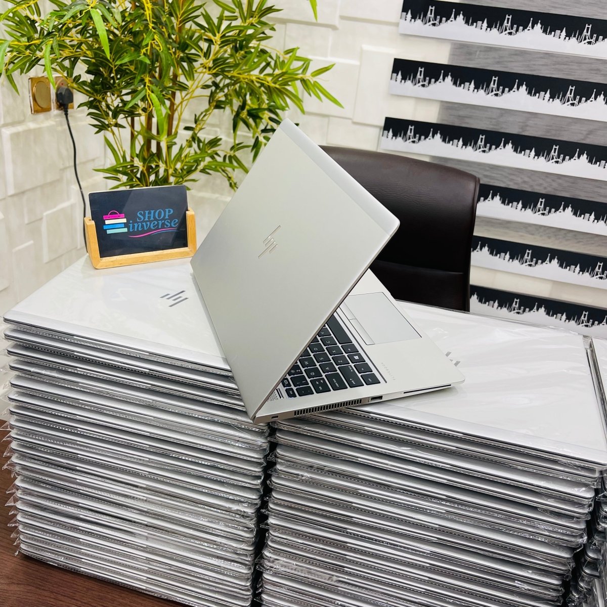 HP EliteBook 840 G5 | 8th Gen Core i5 | 8GB RAM | 256GB SSD | Backlit Keyboard