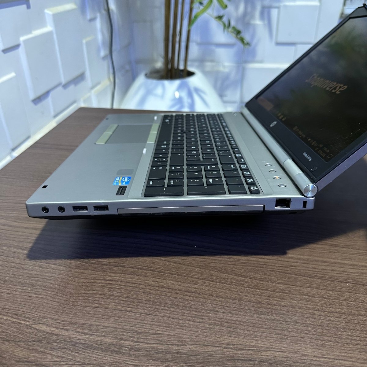 HP EliteBook 8570p - Intel Core i7 - 256GB SSD - 8GB RAM