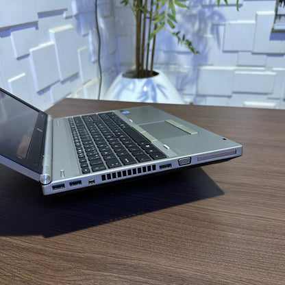 HP EliteBook 8570p - Intel Core i7 - 256GB SSD - 8GB RAM