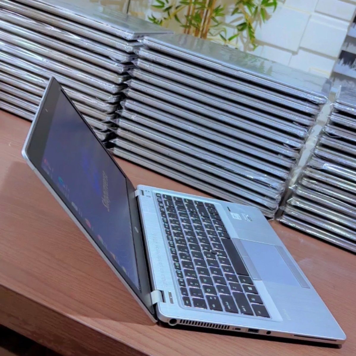 HP EliteBook Folio 9470m | Core i5 | 8GB RAM | 500GB HDD | Backlit Keyboard