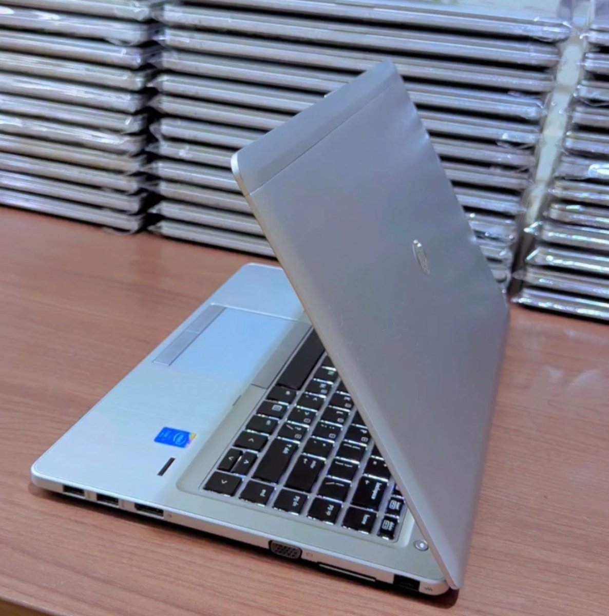HP EliteBook Folio 9470m | Core i7 | 8GB RAM | 500GB HDD | Backlit Keyboard