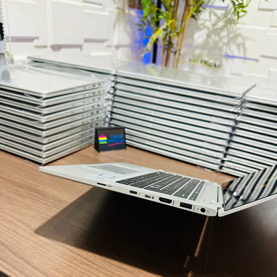 HP EliteBook x360 1030 G2 - 7th Gen. Intel Core i5 - 512GB SSD - 16GB RAM - Keypad Light - Touchscreen