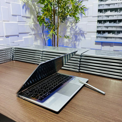 HP EliteBook x360 1030 G4 - 8th Gen. Intel Core i5 - 256GB SSD - 8GB RAM - Keyboard Light - Touchscreen