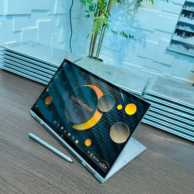 HP EliteBook x360 1040 G8 - 11th Gen. Intel Core i7 - 512GB SSD - 16GB RAM - Touchscreen - Keyboard Light - Face ID