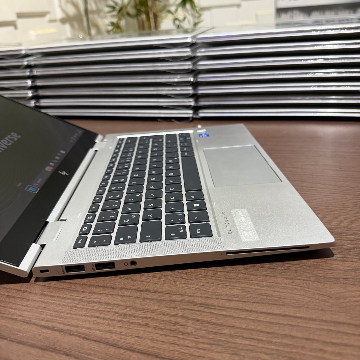 HP EliteBook x360 830 G8 | 11th Gen Core i5 | 16GB RAM | 512GB SSD | Touchscreen | Backlit Keyboard