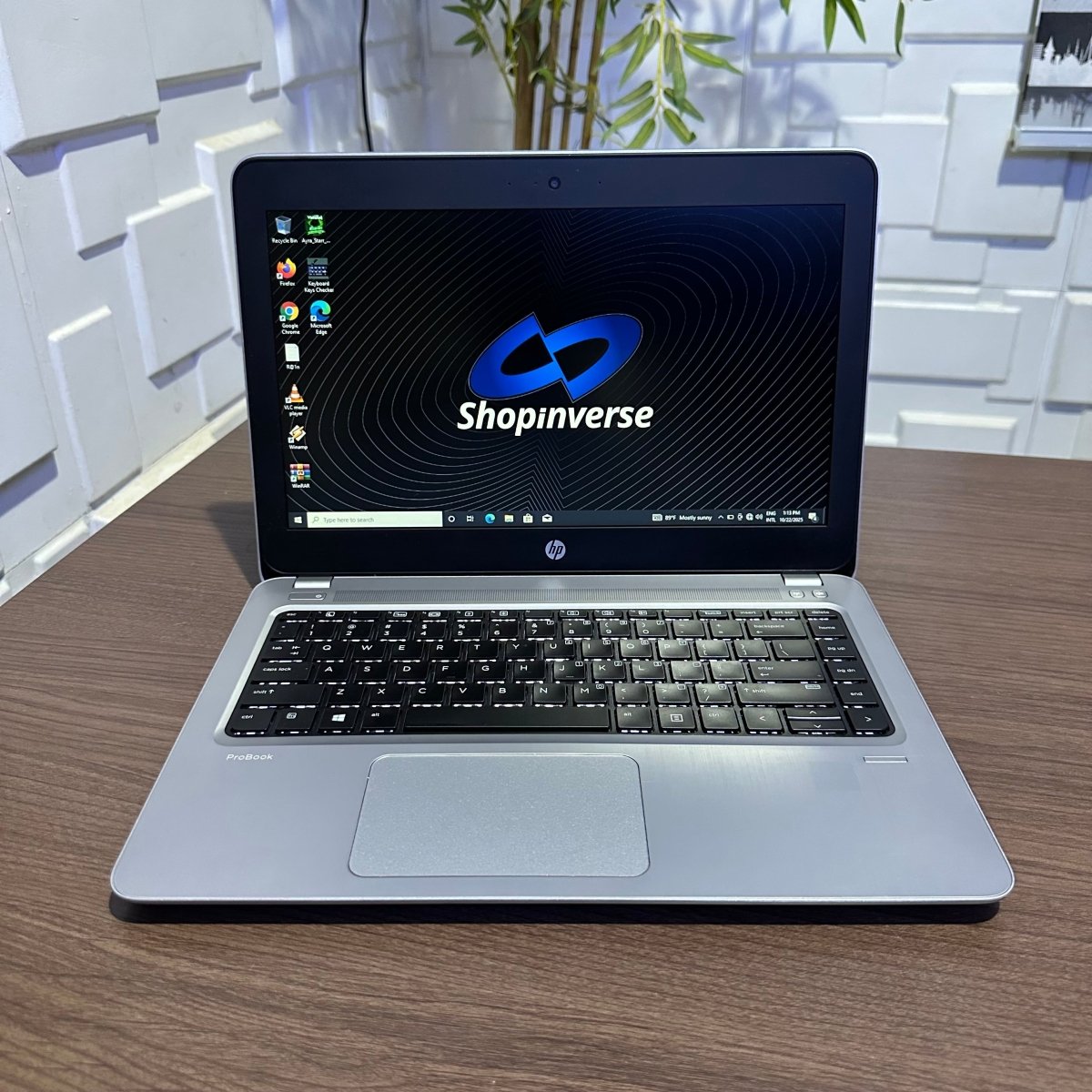 HP ProBook 430 G4 - 7th Gen. Intel Core i5 - 256GB SSD - 8GB