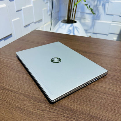 HP ProBook 430 G6 - 8th Gen. Intel Core i5 - 25GB SSD - 8GB RAM
