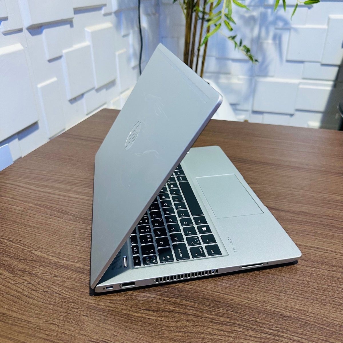 HP ProBook 430 G7 - 10th Gen. Intel Core i3 - 256GB SSD - 8GB RAM