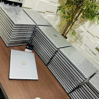 HP ProBook 640 G5 - 8th Gen. Intel Core i5 - 256GB SSD - 16GB RAM - Keyboard Light