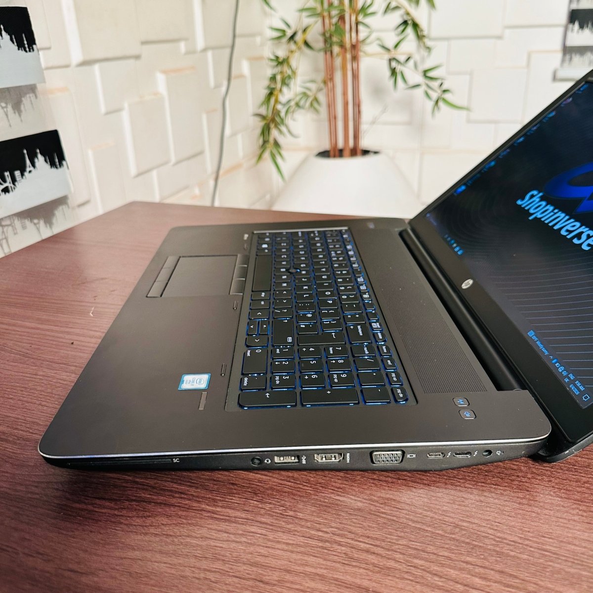 HP ZBook 15 G3 | 6th Gen Core i7 | 8GB RAM | 256GB SSD | 2GB AMD FirePro Graphics | Backlit Keyboard