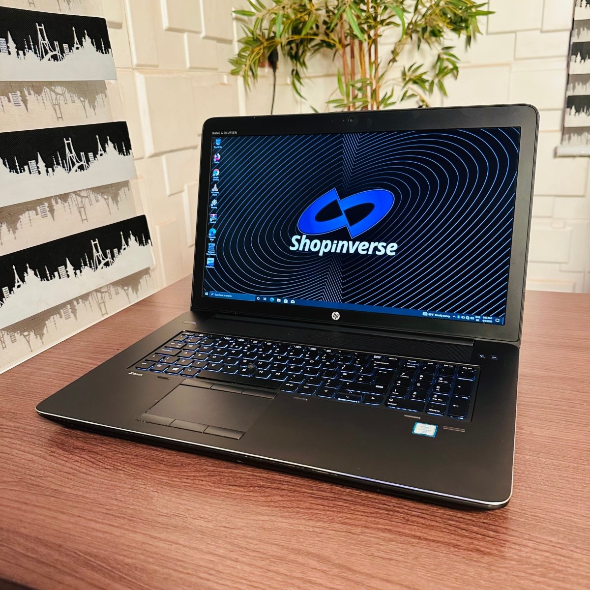 HP ZBook 15 G3 | 6th Gen Core i7 | 8GB RAM | 256GB SSD | 2GB AMD FirePro Graphics | Backlit Keyboard