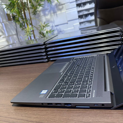 HP zBook 15u G6 - 8th Intel Core i7 - 256GB SSD - 8GB RAM - 4GB Dedicated Graphics - Keyboard Light