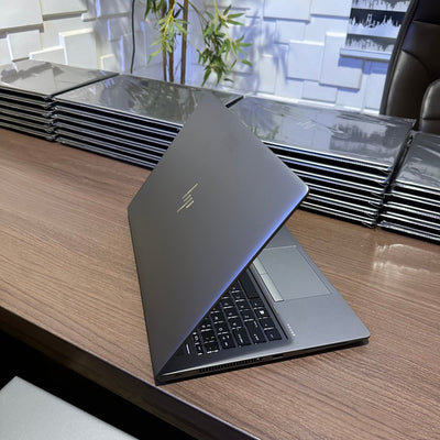 HP zBook 15u G6 - 8th Intel Core i7 - 256GB SSD - 8GB RAM - 4GB Dedicated Graphics - Keyboard Light