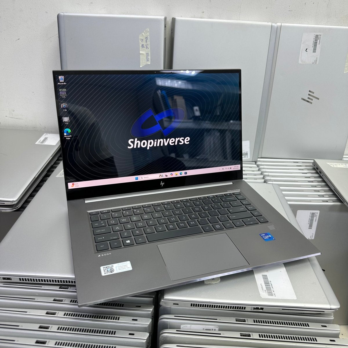 HP zBook Create G7 - 10th Gen. Intel Core i7 - 512GB SSD - 32GB RAM - 8GB Nvidia GeForce RTX 2070 - Keyboard Light - Touchscreen