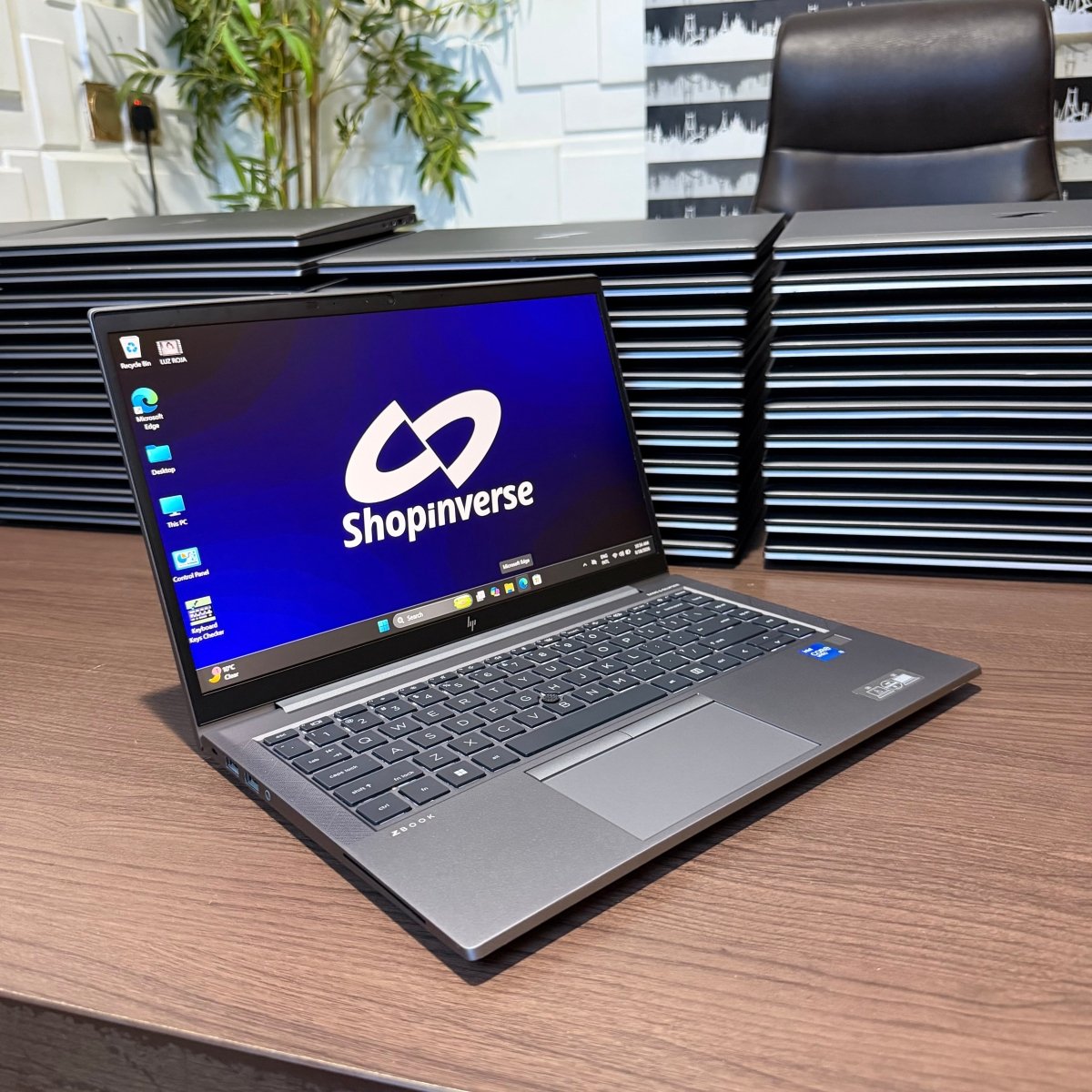 HP ZBook Firefly 14 G8 | 11th Gen Core i5 | 8GB RAM | 256GB SSD | Backlit Keyboard