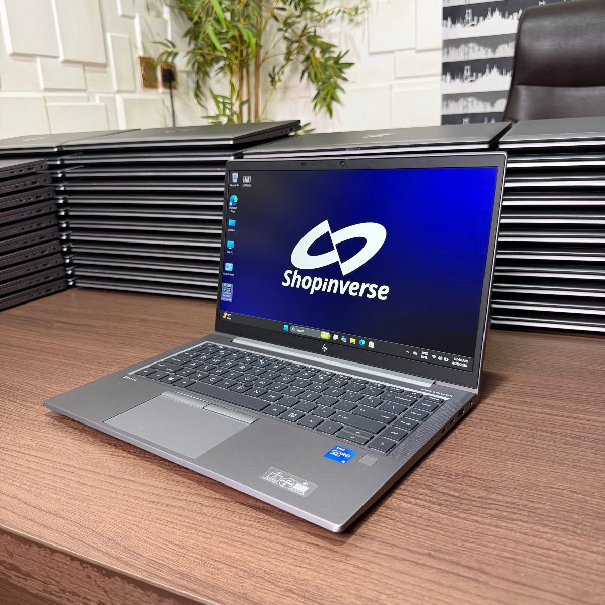 HP ZBook Firefly 14 G8 | 11th Gen Intel Core i7 | 16GB RAM | 512GB SSD | 4GB Nvidia T500 | Backlit Keyboard