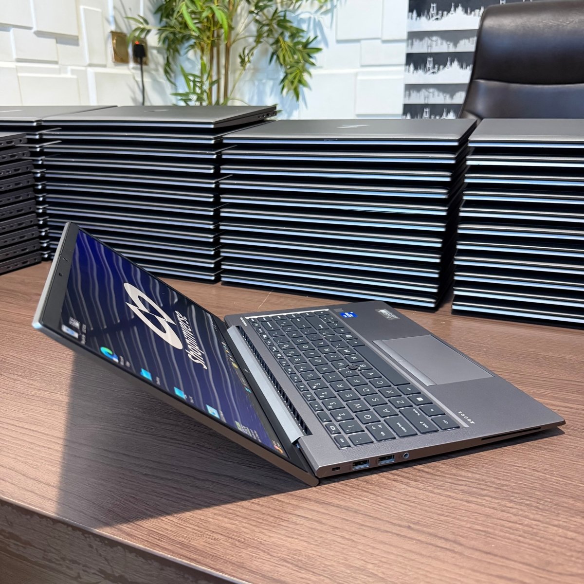 HP ZBook Firefly 14 G8 | 11th Gen Intel Core i7 | 32GB RAM | 512GB SSD | 4GB Nvidia T500 | Backlit Keyboard