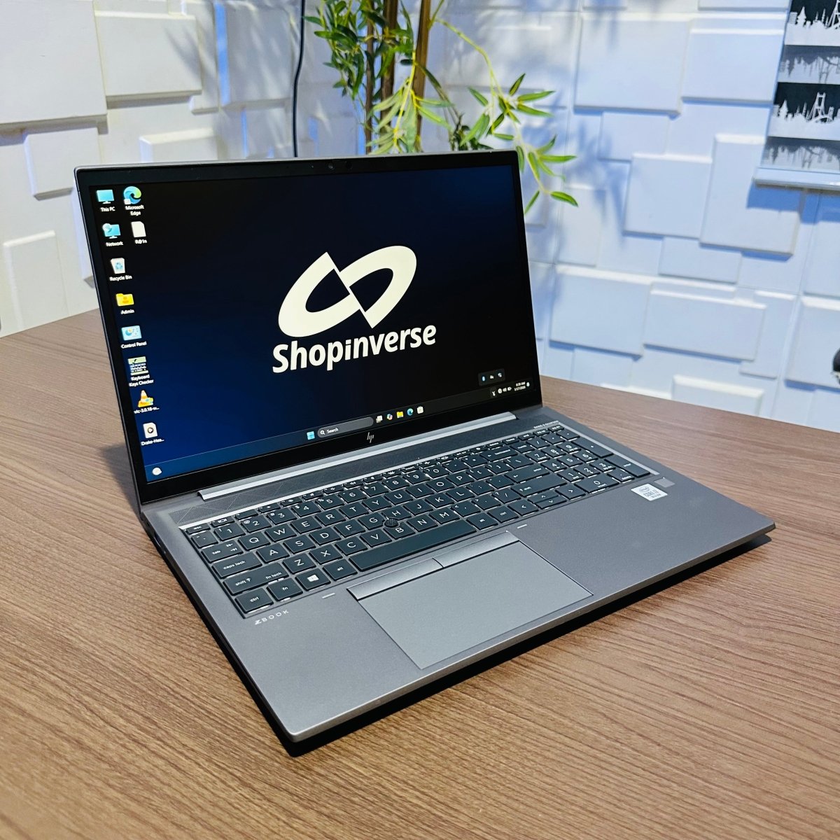 HP zBook Firefly 15 G7 - 10th Gen. Core i7 - 512GB SSD - 16GB RAM - 4GB Dedicated Nvidia Graphics - Keyboard Light