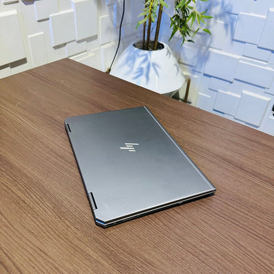 HP zBook x360 G5 - 9th Gen. Intel Core i9 - 512GB SSD - 16GB RAM - 4GB Nvidia Quadro - Keyboard Light - Touchscreen