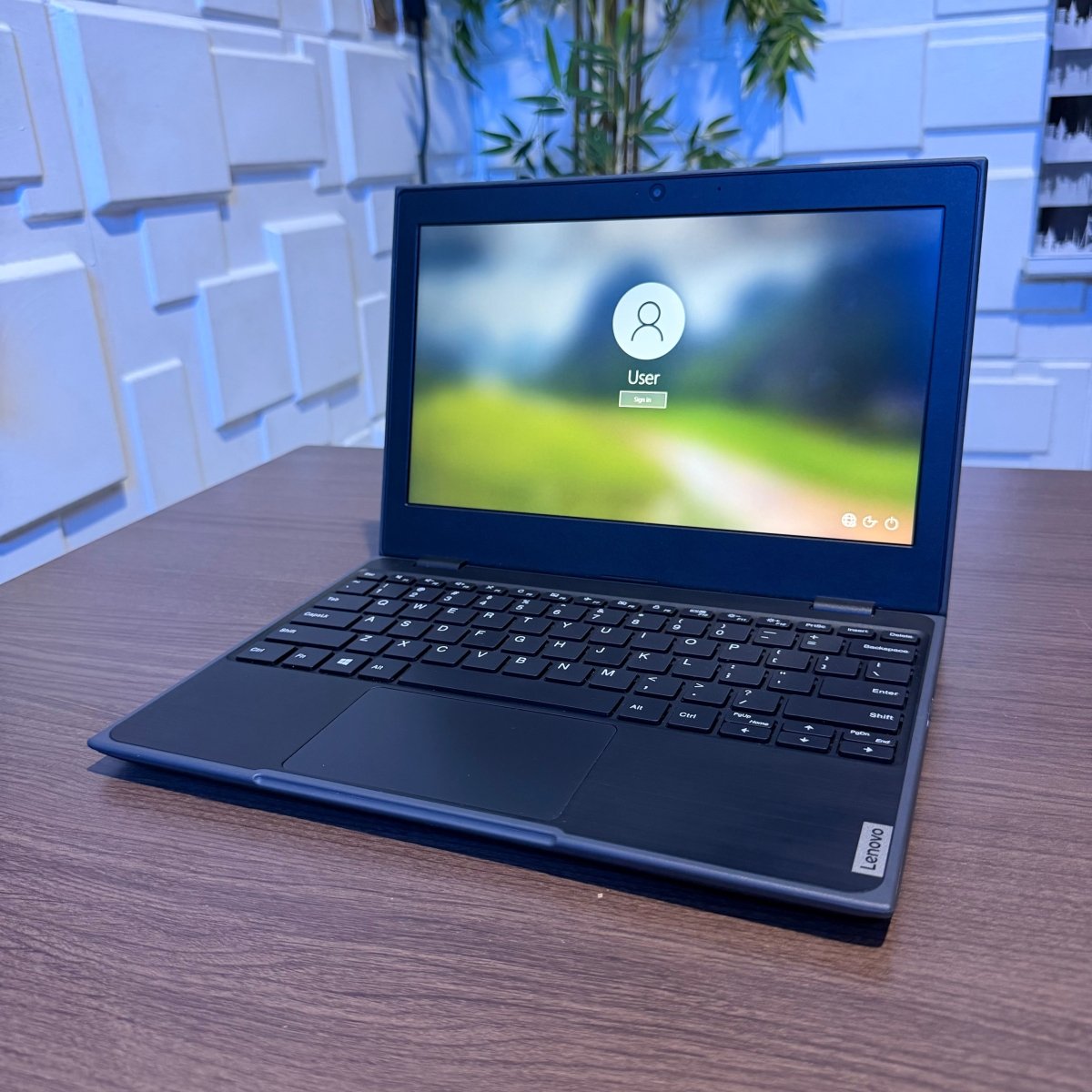 Lenovo 100e 2nd Gen | AMD 3015e | 4GB RAM | 64GB eMMC
