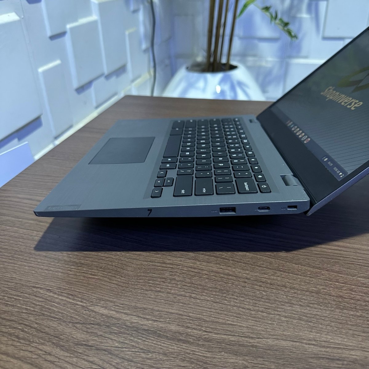 Lenovo 14e Chromebook - AMD A4 - 32GB eMMc - 4GB RAM