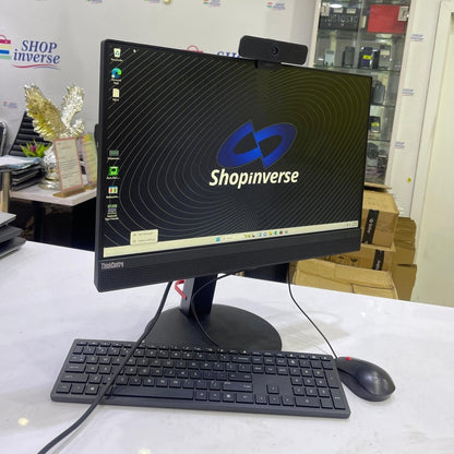 Lenovo ThinkCentre M820z All - in - One - 8th Gen. Intel Core i5 - 256GB SSD - 16GB RAM