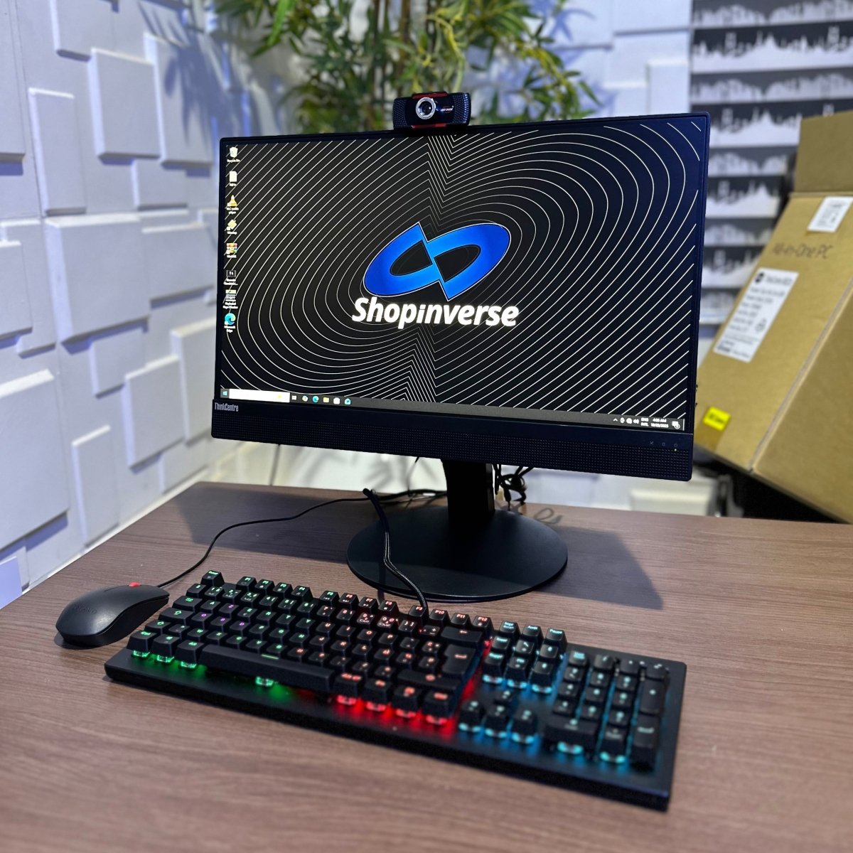 Lenovo ThinkCentre M820z All-in-One - 8th Gen. Intel Core i5 - 256GB SSD - 16GB RAM - Shopinverse