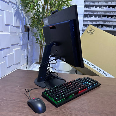 Lenovo ThinkCentre M920z All in One Desktop - 8th Gen. Intel Core i5 - 512GB SSD - 16GB RAM - Touchscreen