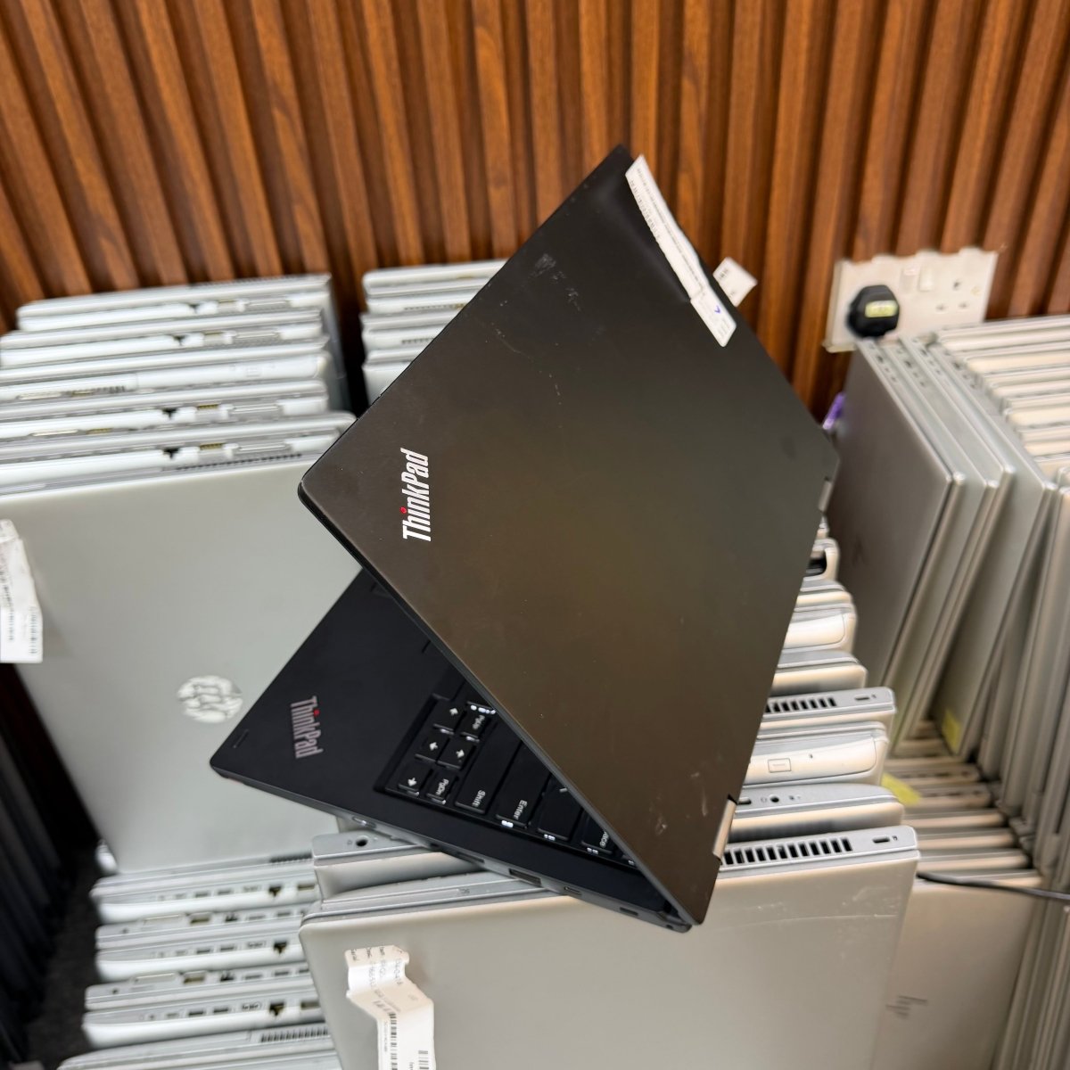 Lenovo ThinkPad L390 Yoga | 8th Gen Core i5 | 8GB RAM | 256GB SSD | Touchscreen | Backlit Keyboard