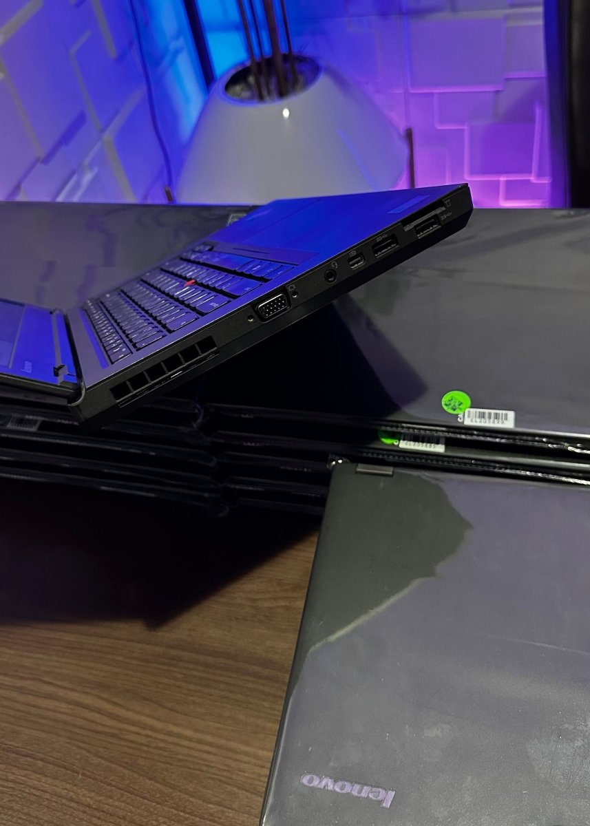 Lenovo ThinkPad T440p - Intel Core i5 - 500GB HDD - 8GB RAM