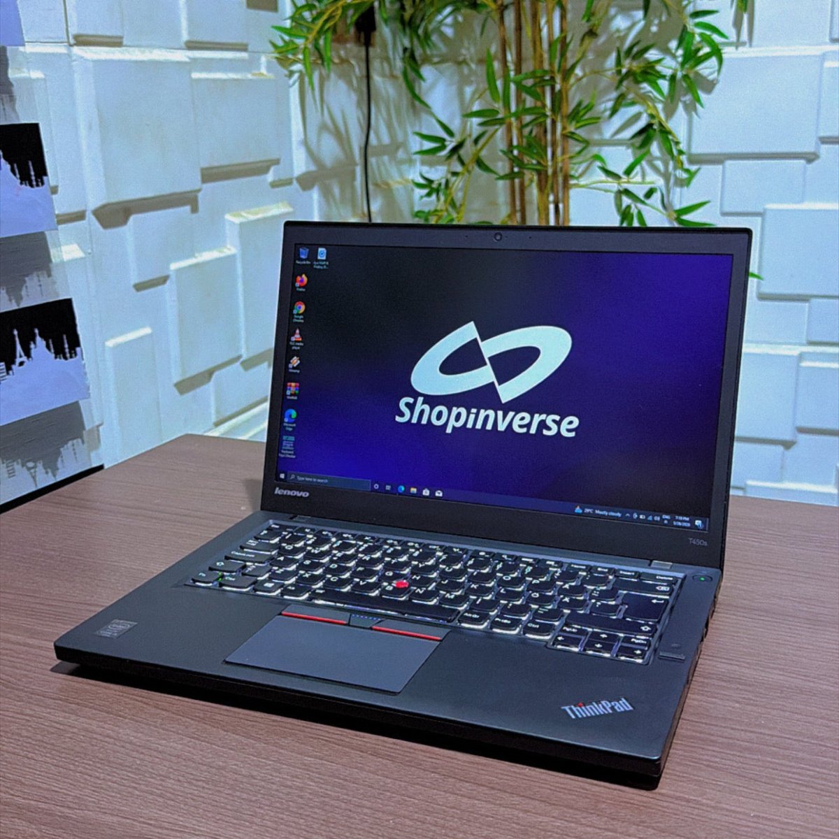Lenovo ThinkPad T450 | Core i5 | 8GB RAM | 500GB HDD | Backlit Keyboard | Dual Battery System