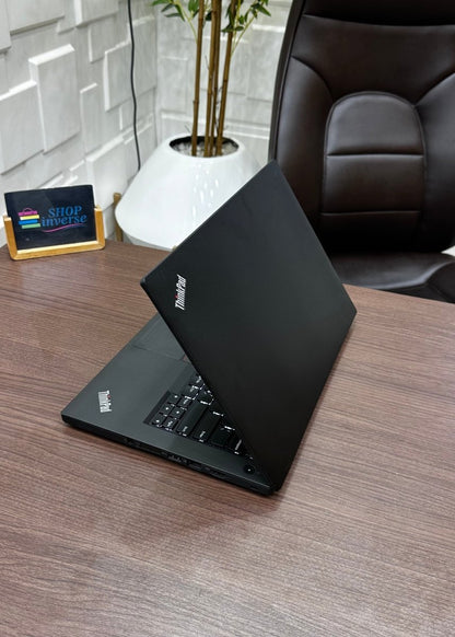 Lenovo Thinkpad T460 - 6th Gen. Intel Core i5 - 256GB SSD - 8GB RAM - 2 Batteries