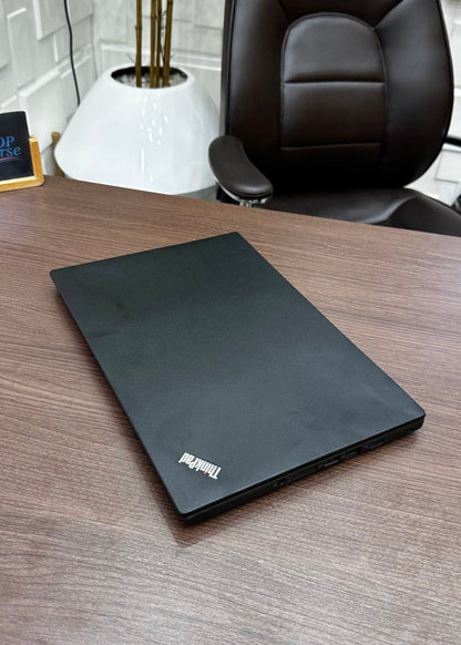 Lenovo Thinkpad T460 - 6th Gen. Intel Core i5 - 256GB SSD - 8GB RAM - 2 Batteries