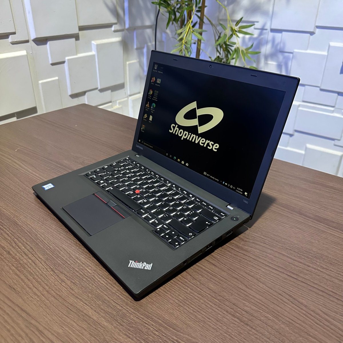 Lenovo Thinkpad T460 - 6th Gen. Intel Core i5 - 500GB HDD - 8GB RAM - Keyboard Light