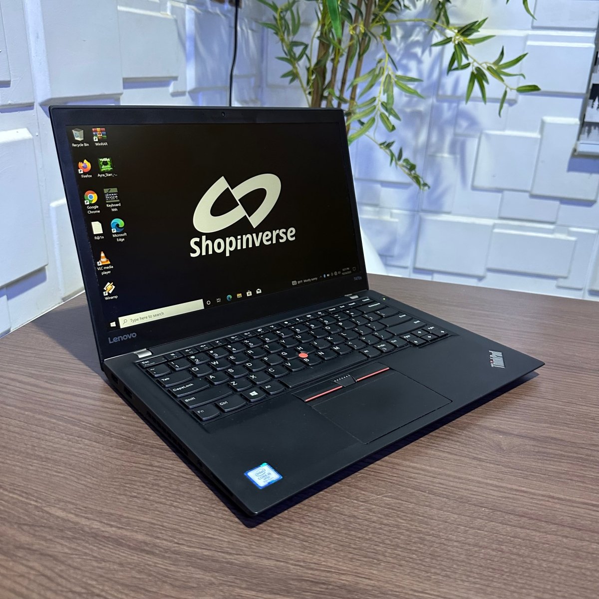 Lenovo ThinkPad T470s - 7th Gen. Intel Core i5 - 256GB SSD - 8GB RAM