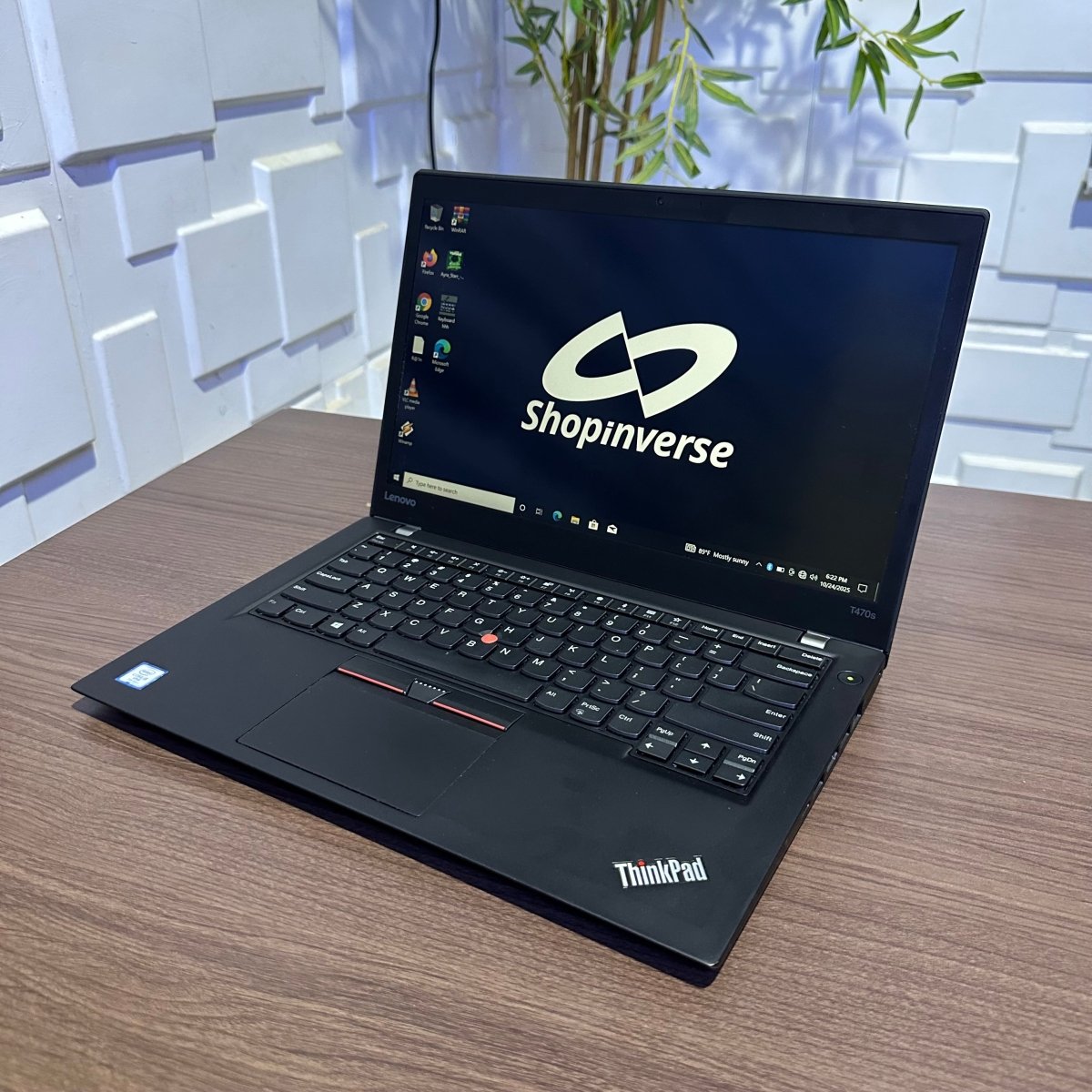Lenovo ThinkPad T470s - 7th Gen. Intel Core i5 - 256GB SSD - 8GB RAM