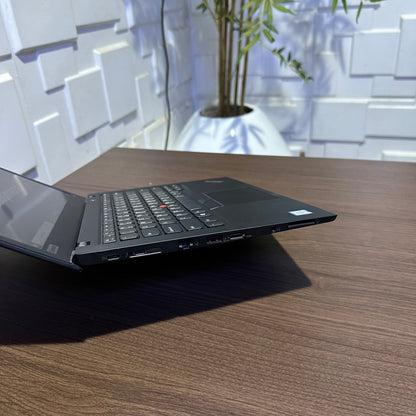Lenovo ThinkPad T480s - 7th Gen. Intel Core i5 - 256GB SSD - 8GB RAM