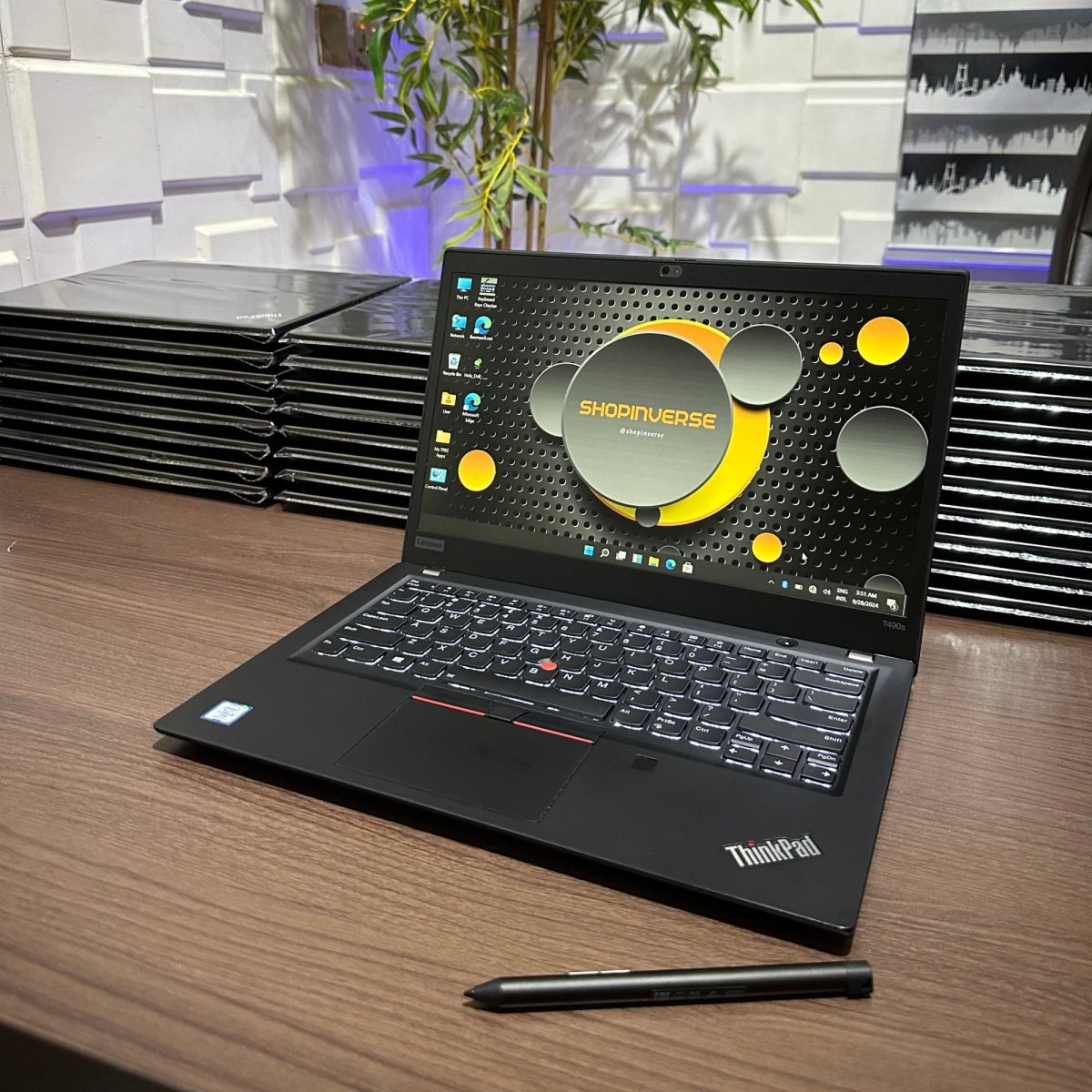 Lenovo ThinkPad T480s - 8th Gen. Intel Core i5 - 256GB SSD - 8GB RAM - Keyboard Light - Touchscreen