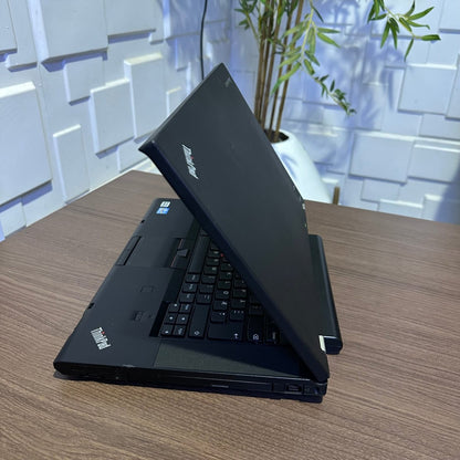 Lenovo ThinkPad T520 - Intel Core i5 - 500GB HDD - 6GB RAM