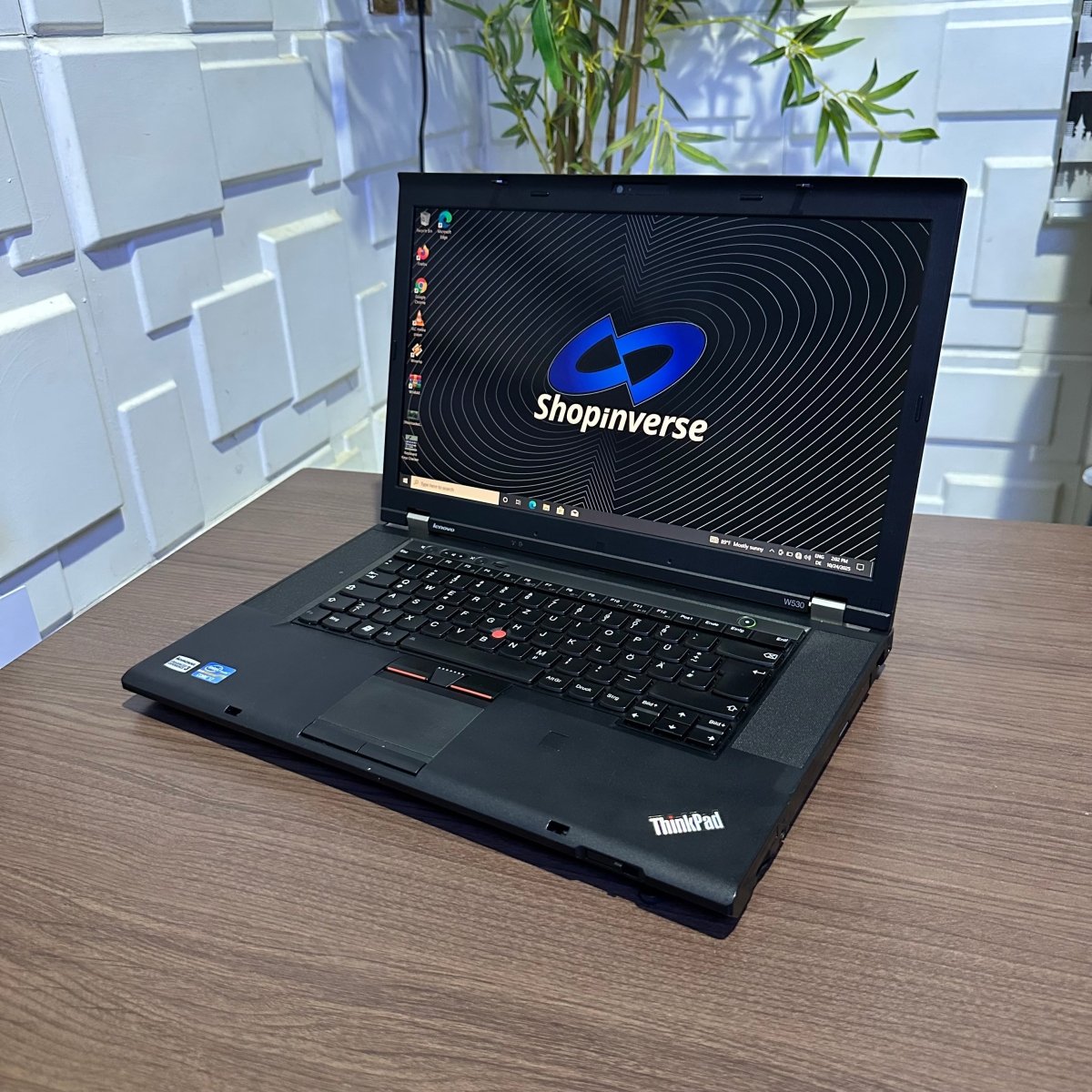 Lenovo ThinkPad W530 - Intel Core i7 - 250GB HDD - 16GB RAM