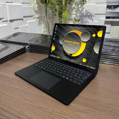 Microsoft Surface Laptop 3 - 10th Gen. Intel Core i7 - 256GB SSD - 16GB RAM - Keyboard Light - Touchscreen