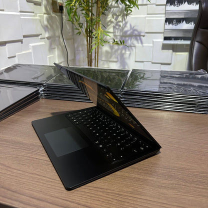 Microsoft Surface Laptop 3 - 10th Gen. Intel Core i7 - 256GB SSD - 16GB RAM - Keyboard Light - Touchscreen