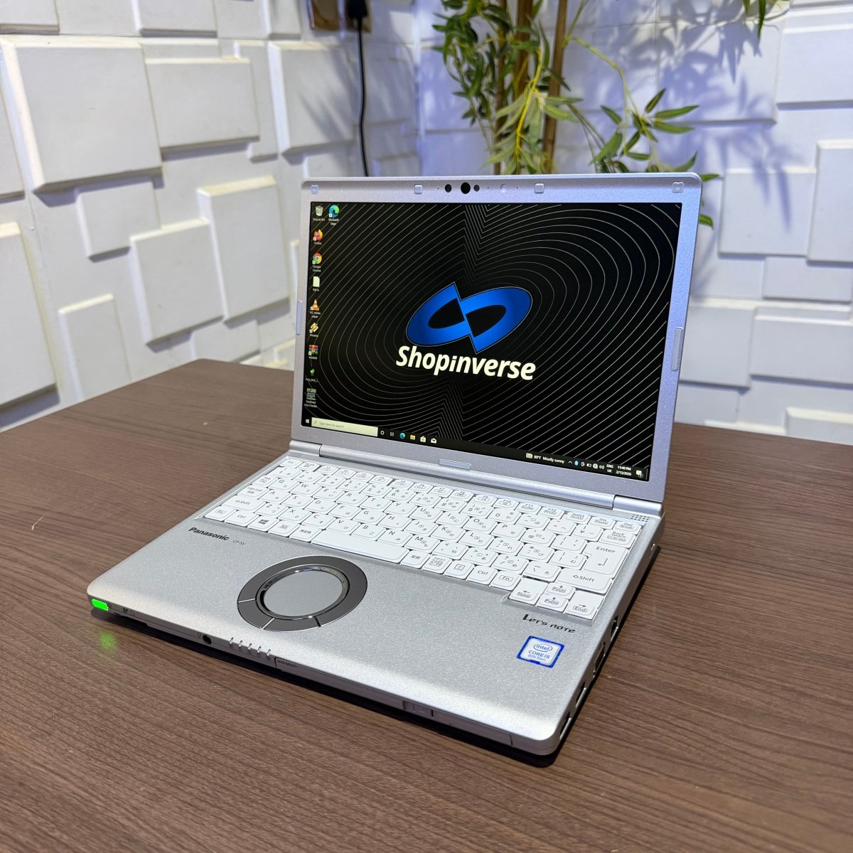 Panasonic CF - SV - 8th Gen Intel Core i5 - 256GB SSD - 8GB RAM