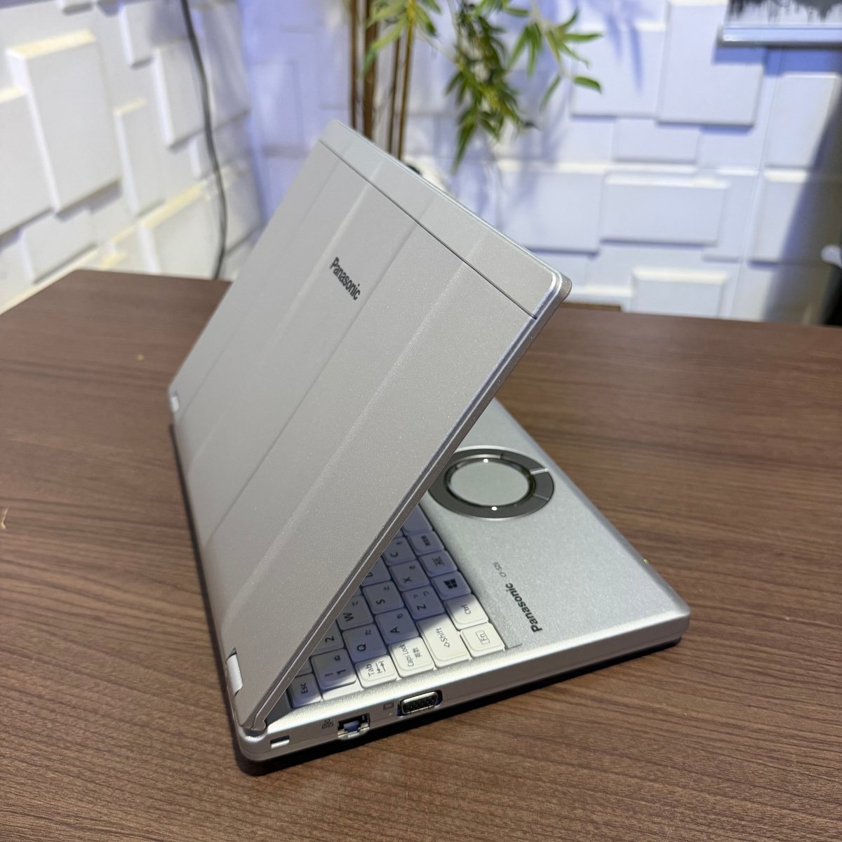 Panasonic CF-SZ6 - 7th Gen Intel Core i5 - 256GB SSD - 4GB RAM