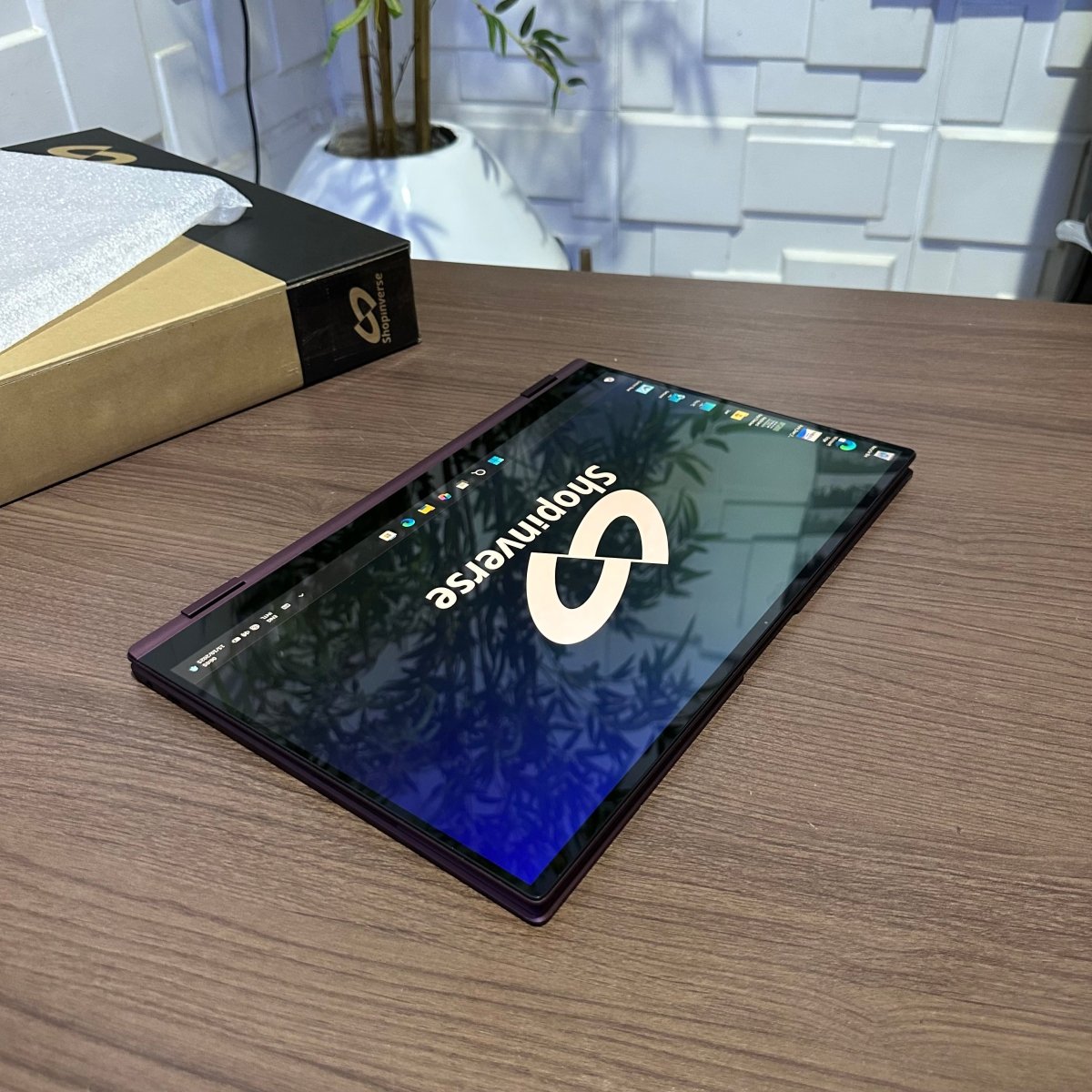 Samsung Galaxy Book 2 Pro 360 - 12th Gen. Intel Core i7 - 1TB SSD - 16GB RAM - Keyboard Light - Touchscreen