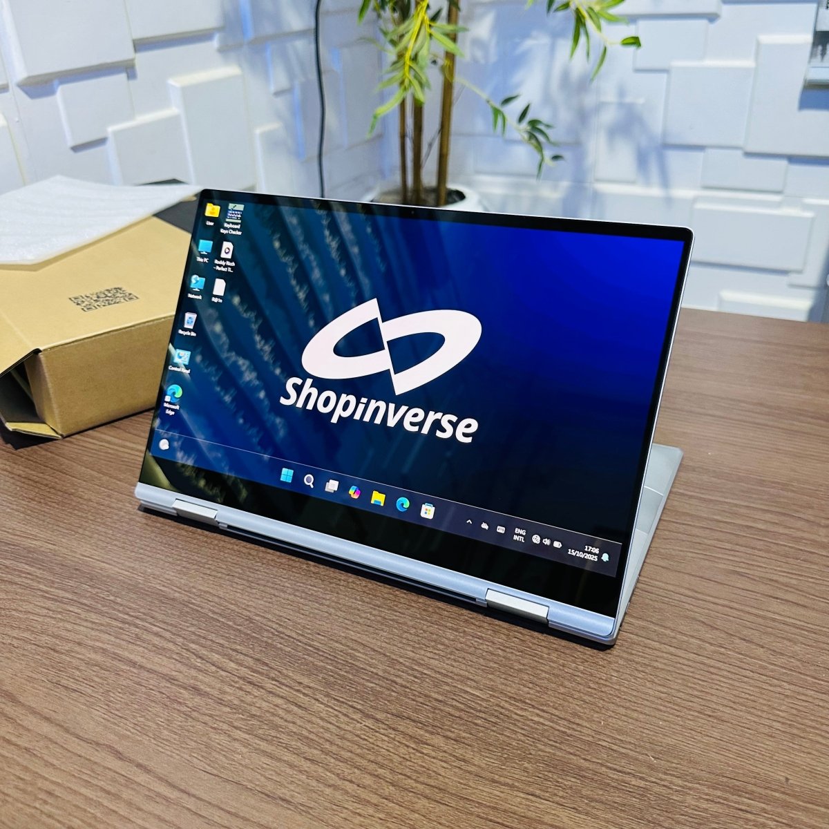 Samsung Galaxy Book 2 Pro 360 - 12th Gen. Intel Core i7 - 512GB SSD - 16GB RAM - Keyboard Light - Touchscreen