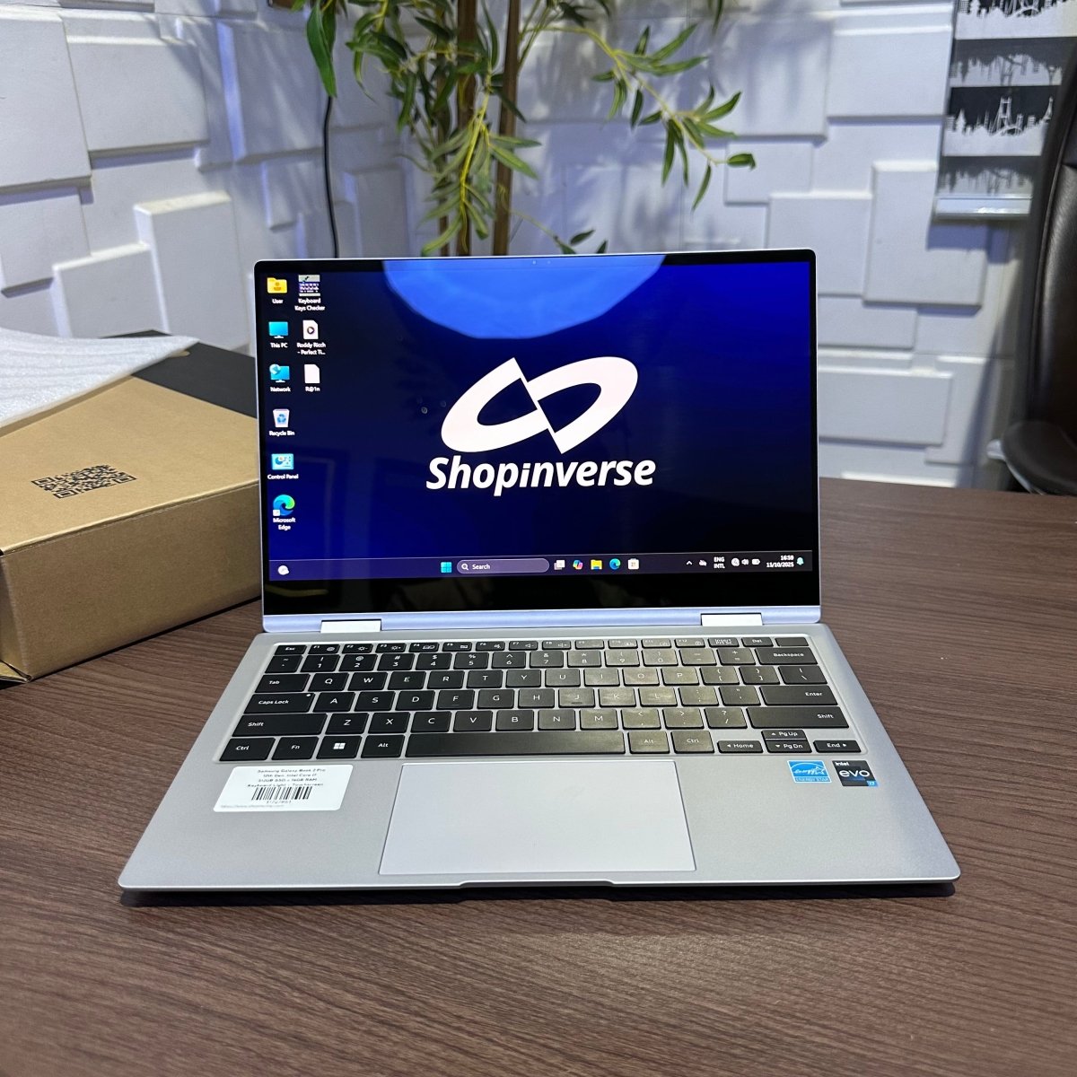 Samsung Galaxy Book 2 Pro 360 - 12th Gen. Intel Core i7 - 512GB SSD - 16GB RAM - Keyboard Light - Touchscreen